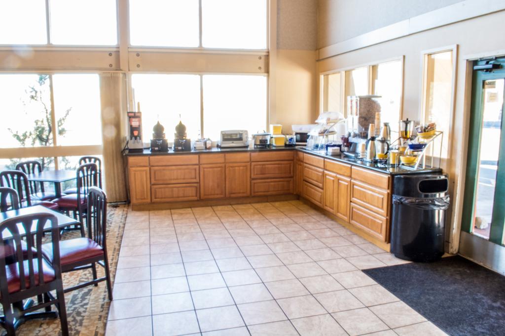 Days By Wyndham Klamath Falls
