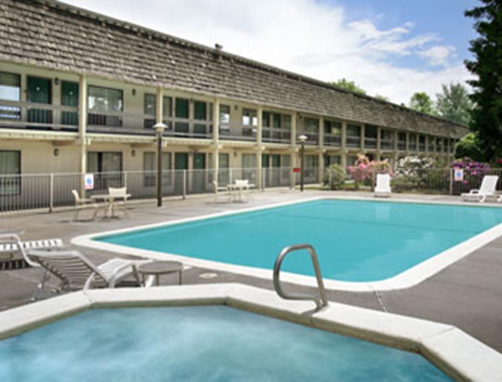 Days By Wyndham Motel 2*